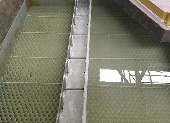 如何選購(gòu)到性?xún)r(jià)比高的食品污水處理設(shè)備，專(zhuān)業(yè)廠商為您解答！02